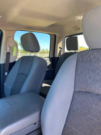 2013 Dodge, dovoz USA — foto 6 z 12