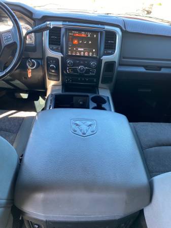 2013 Dodge, dovoz USA — foto 9 z 12