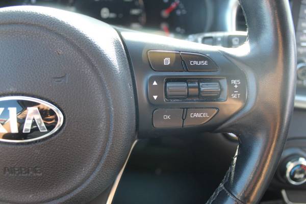 Kia, dovoz USA — foto 10 z 12