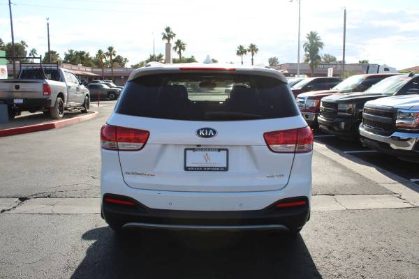Kia, dovoz USA — foto 6 z 12