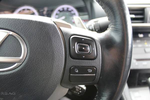 Lexus, dovoz USA — foto 11 z 12