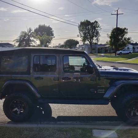 2018 Jeep, dovoz USA — foto 4 z 12