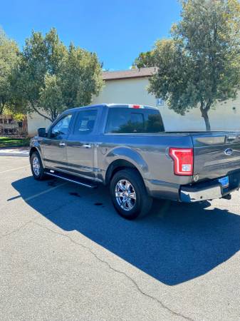 2015 Ford, dovoz USA — foto 7 z 12