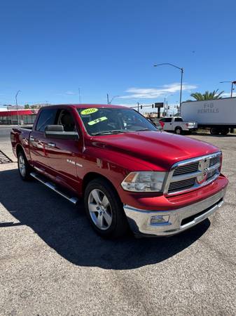 2010 Dodge, dovoz USA — foto 3 z 11