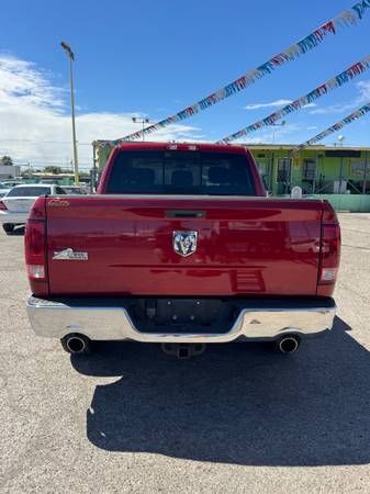 2010 Dodge, dovoz USA — foto 5 z 11