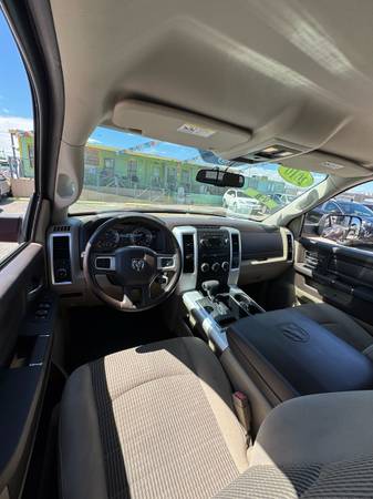 2010 Dodge, dovoz USA — foto 7 z 11