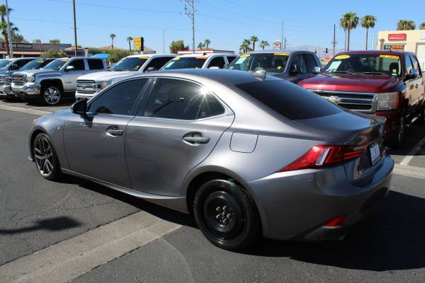 Lexus, dovoz USA — foto 7 z 12