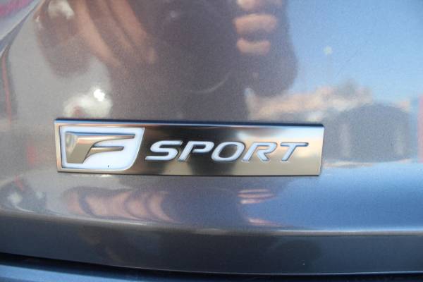 Lexus, dovoz USA — foto 8 z 12
