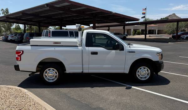 2020 Ford, dovoz USA — foto 6 z 10