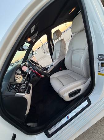 2016 BMW, dovoz USA — foto 11 z 12