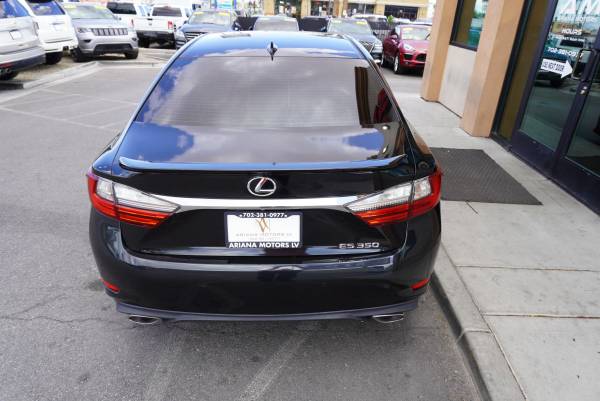 2017 Lexus, dovoz USA — foto 12 z 12