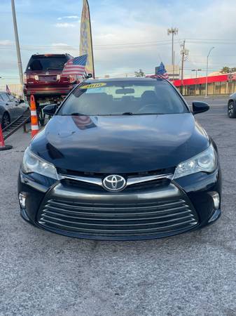 2016 Toyota, dovoz USA — foto 2 z 10