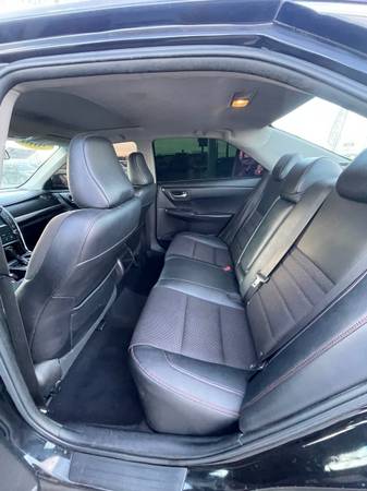 2016 Toyota, dovoz USA — foto 9 z 10