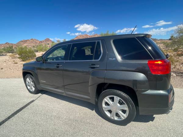 2017 GMC, dovoz USA — foto 7 z 12