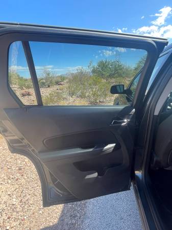 2017 GMC, dovoz USA — foto 9 z 12