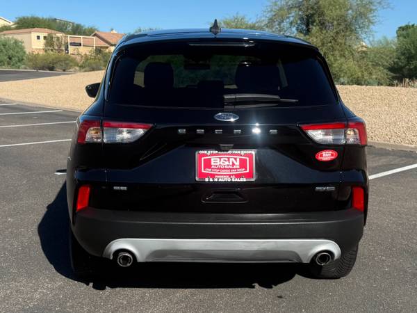 2022 Ford, dovoz USA — foto 4 z 10