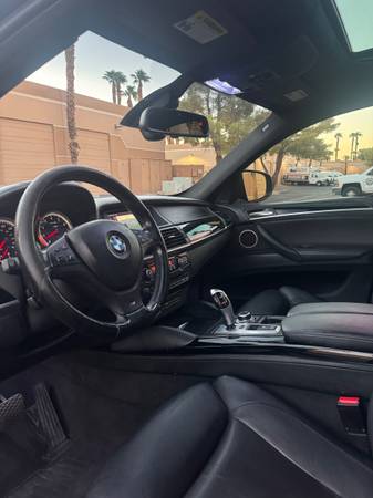 2011 BMW, dovoz USA — foto 7 z 12