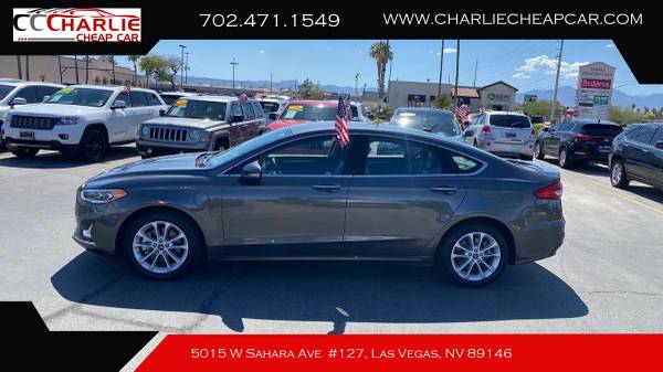 2020 Ford, dovoz USA — foto 2 z 12