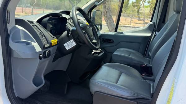 2019 Ford, dovoz USA — foto 10 z 12
