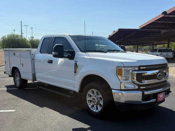 2022 Ford, dovoz USA — foto 7 z 9