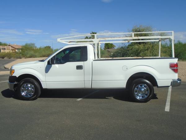2011 Ford, dovoz USA — foto 2 z 12