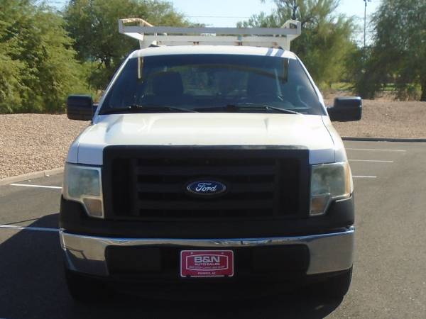 2011 Ford, dovoz USA — foto 8 z 12