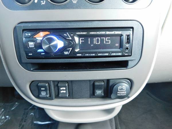 2005 Chrysler, dovoz USA — foto 12 z 12