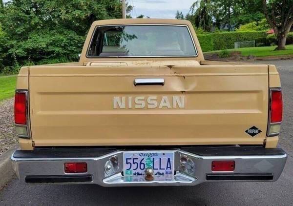 Nissan, dovoz USA — foto 7 z 12