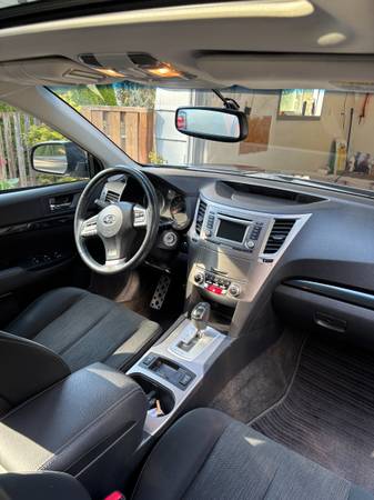 2014 Subaru, dovoz USA — foto 9 z 12