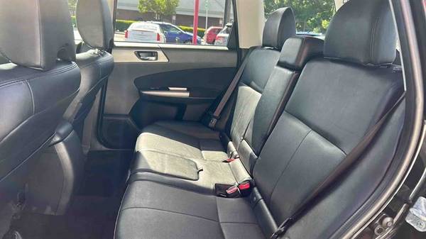 2011 Subaru, dovoz USA — foto 7 z 12
