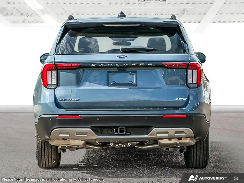 2026 Ford Explorer Active w/200A Pkg, modrá, 0 km, dovoz Kanada — foto 5 z 12