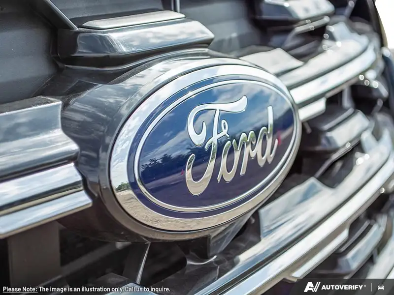 2026 Ford Explorer Active w/200A Pkg, modrá, 0 km, dovoz Kanada — foto 9 z 12