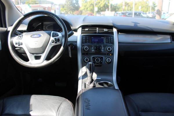 2014 Ford, dovoz USA — foto 12 z 12