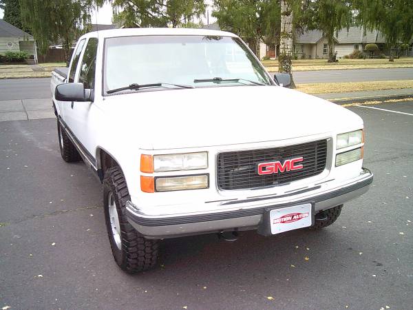 1995 GMC, bílá, dovoz USA — foto 8 z 12