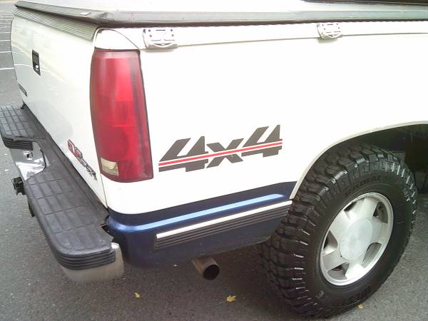 1995 GMC, bílá, dovoz USA — foto 9 z 12
