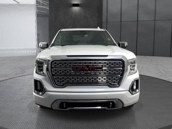 2021 GMC, dovoz USA — foto 2 z 12