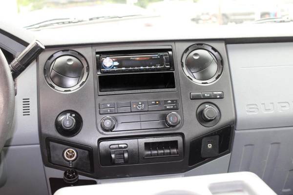 2012 Ford, dovoz USA — foto 11 z 12