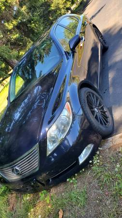 Lexus, dovoz USA — foto 3 z 12