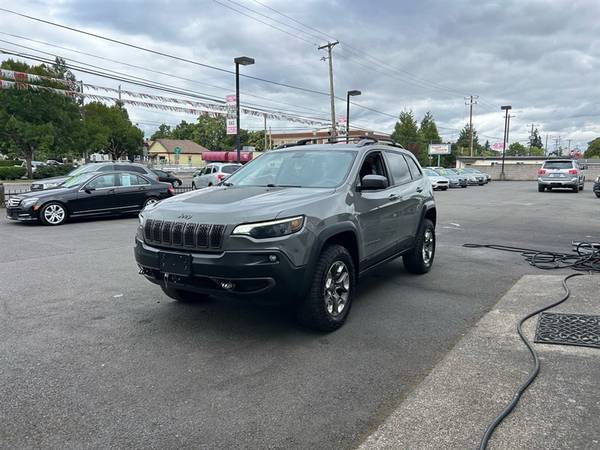 2019 Jeep, dovoz USA — foto 4 z 12