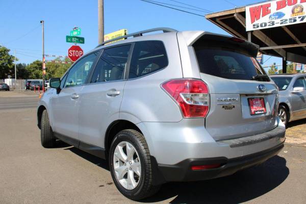 2016 Subaru, dovoz USA — foto 5 z 12