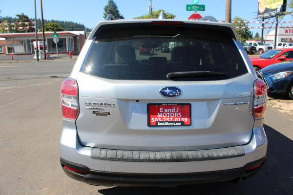 2016 Subaru, dovoz USA — foto 6 z 12