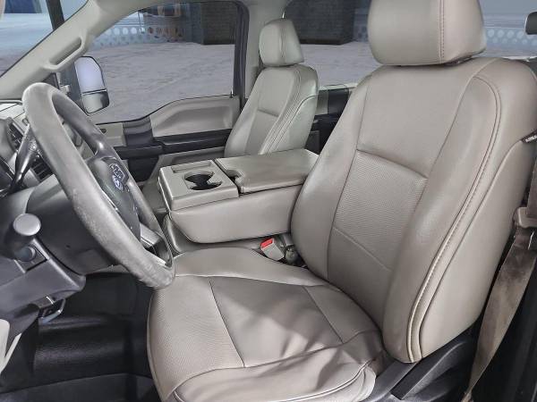 2018 Ford, dovoz USA — foto 12 z 12