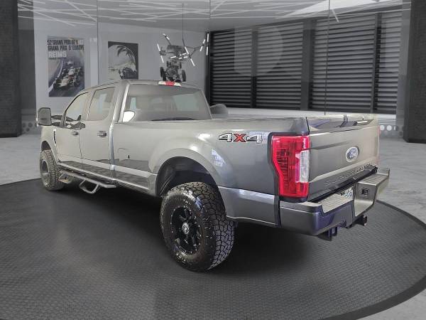 2018 Ford, dovoz USA — foto 7 z 12