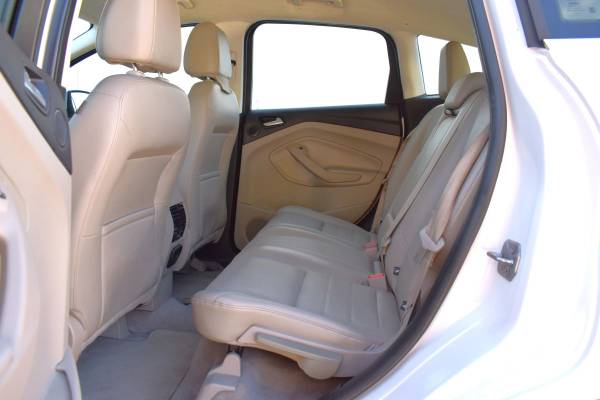 2013 Ford, dovoz USA — foto 12 z 12
