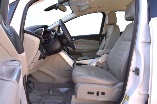 2013 Ford, dovoz USA — foto 9 z 12