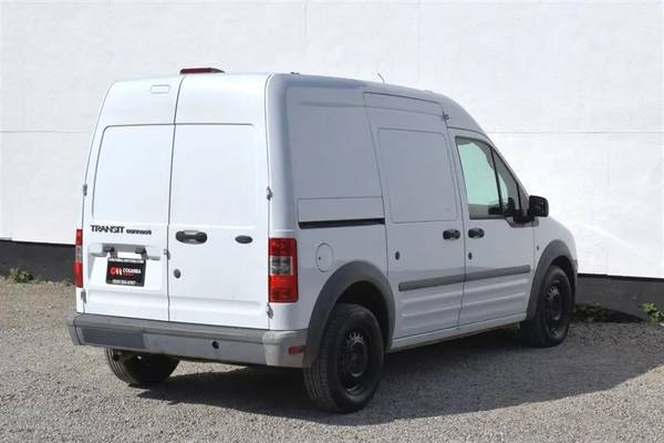 2011 Ford, dovoz USA — foto 5 z 12