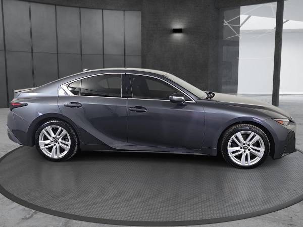 2021 Lexus, dovoz USA — foto 4 z 12