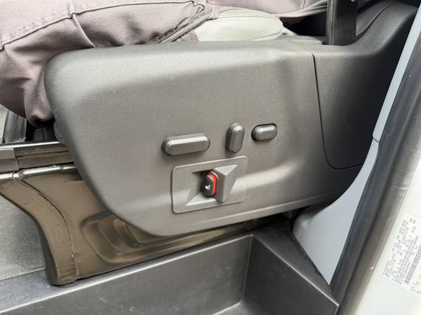 2017 Ford, dovoz USA — foto 10 z 12