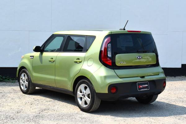 2018 Kia, dovoz USA — foto 2 z 12