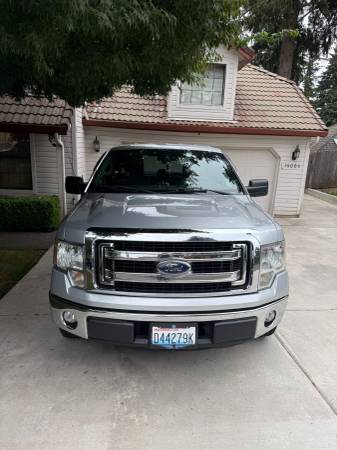 2014 Ford, dovoz USA — foto 3 z 12